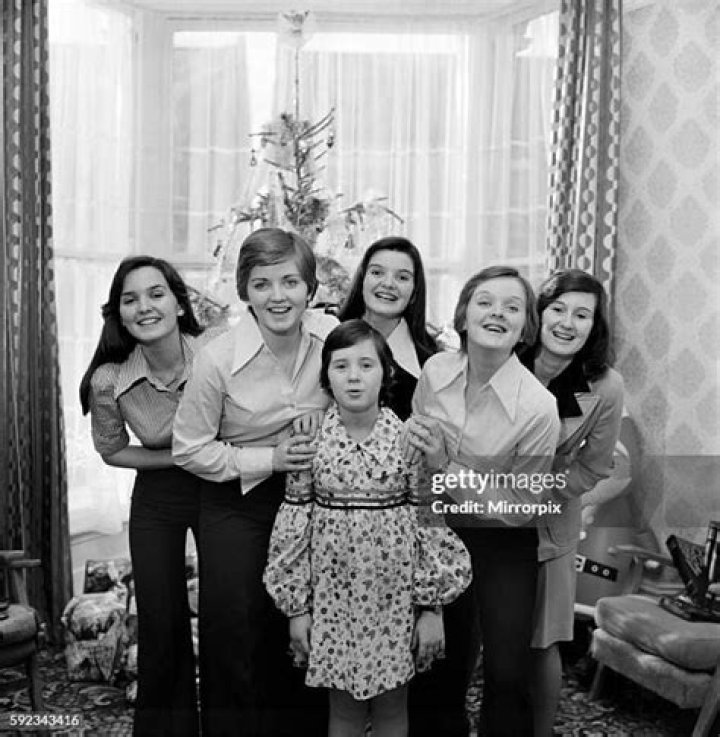 Did the nolan sisters live in ilford?
