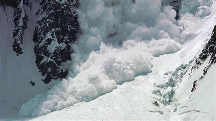 Why avalanches are dangerous?